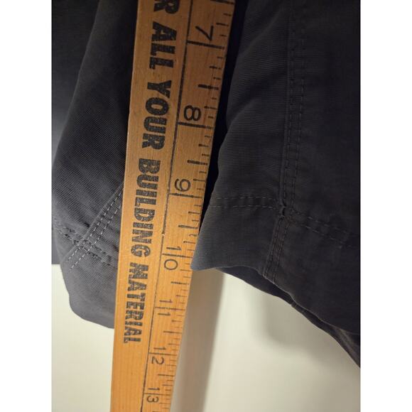 The North Face Hiking Shorts Mens 38x10 Dark Gray Stretch Zip Pocket Lightweight - Picture 9 of 9